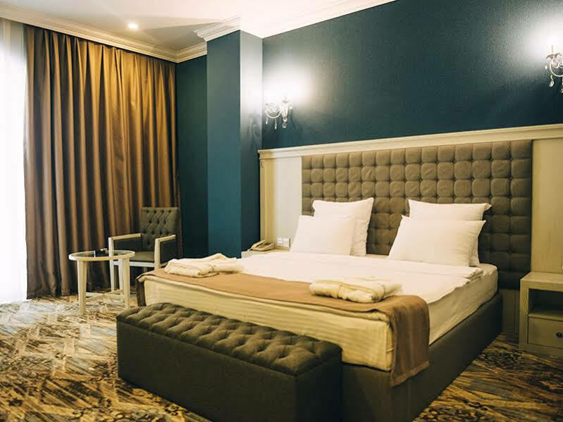 Emerald Suite Hotel 巴库 外观 照片